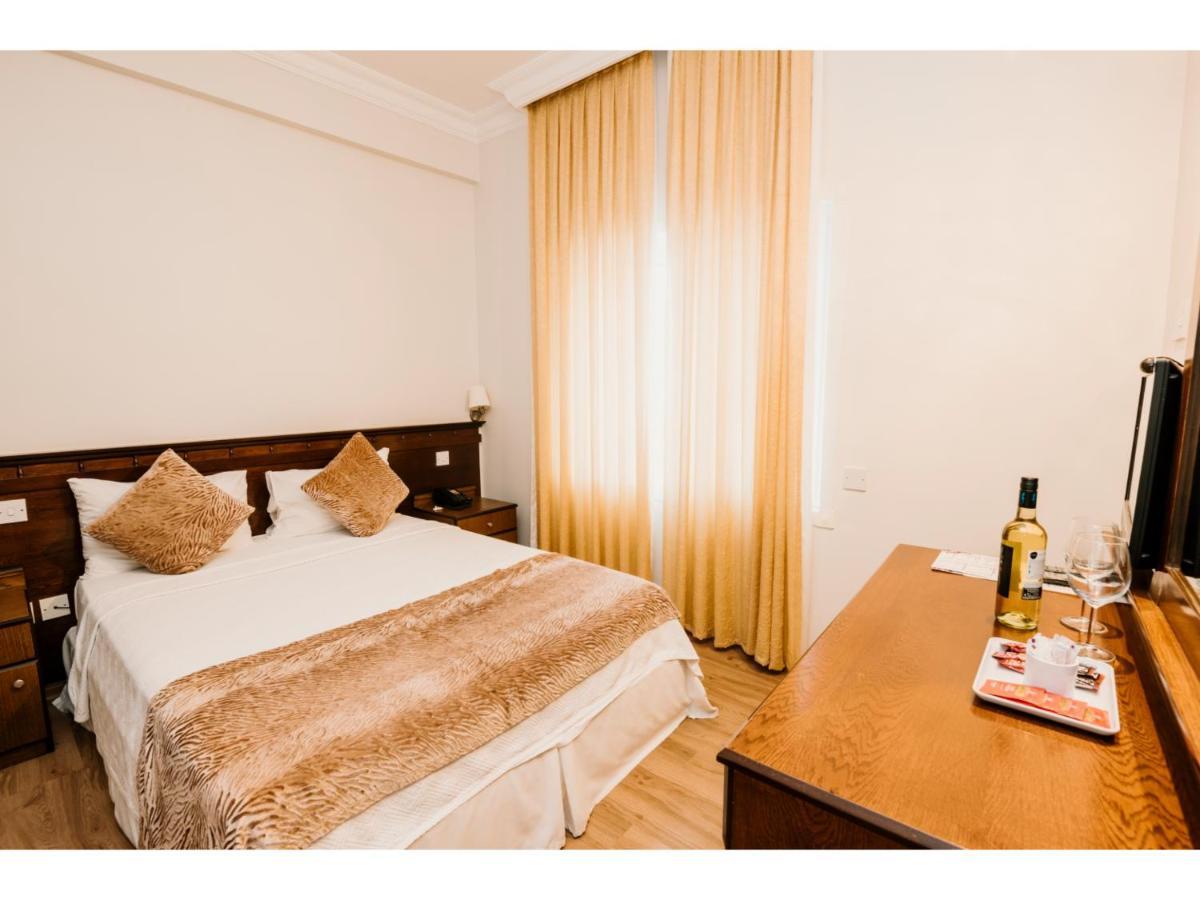 Sammy'S Hotel Kerínia Kültér fotó